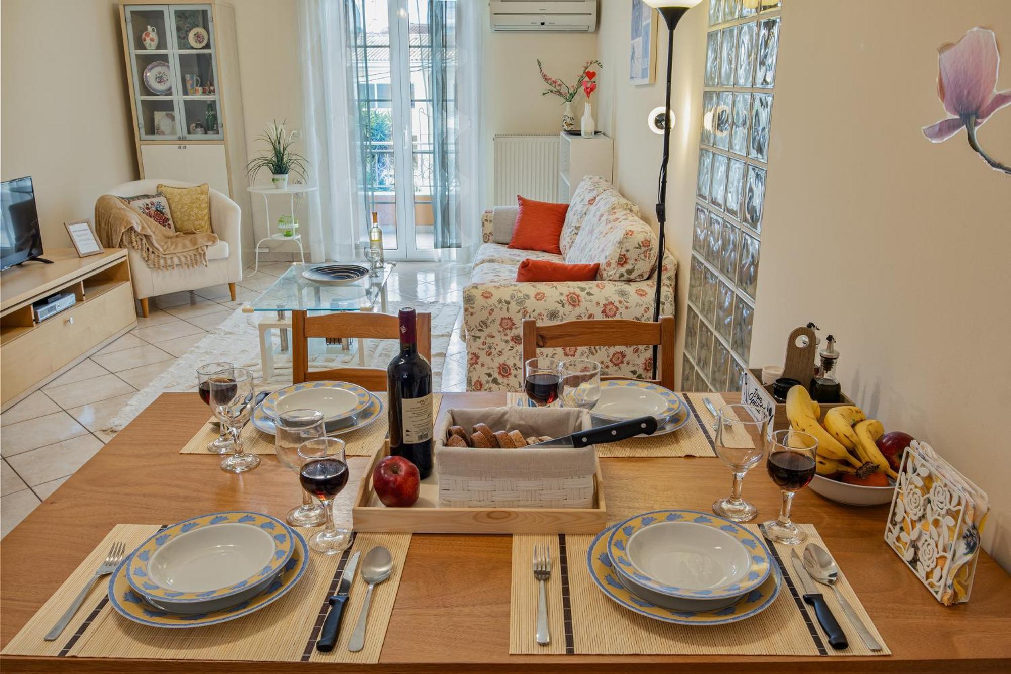 House Of Velenia - 2 Bedroom Apartment Near Old Town, Airport And Bus Station Corfu  Eksteriør bilde