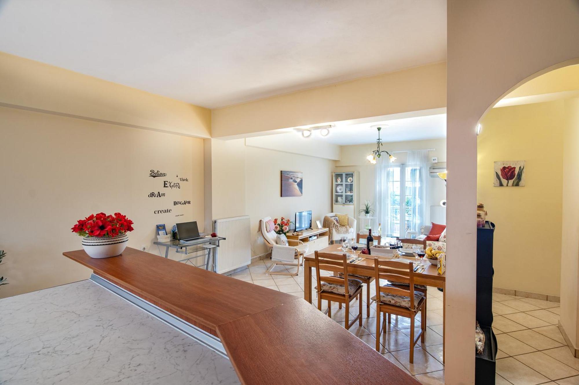 House Of Velenia - 2 Bedroom Apartment Near Old Town, Airport And Bus Station Corfu  Eksteriør bilde