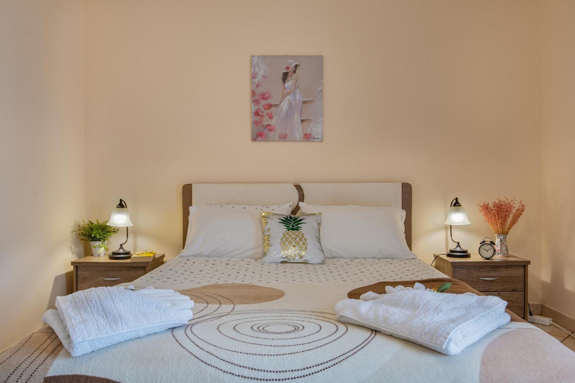 House Of Velenia - 2 Bedroom Apartment Near Old Town, Airport And Bus Station Corfu  Eksteriør bilde