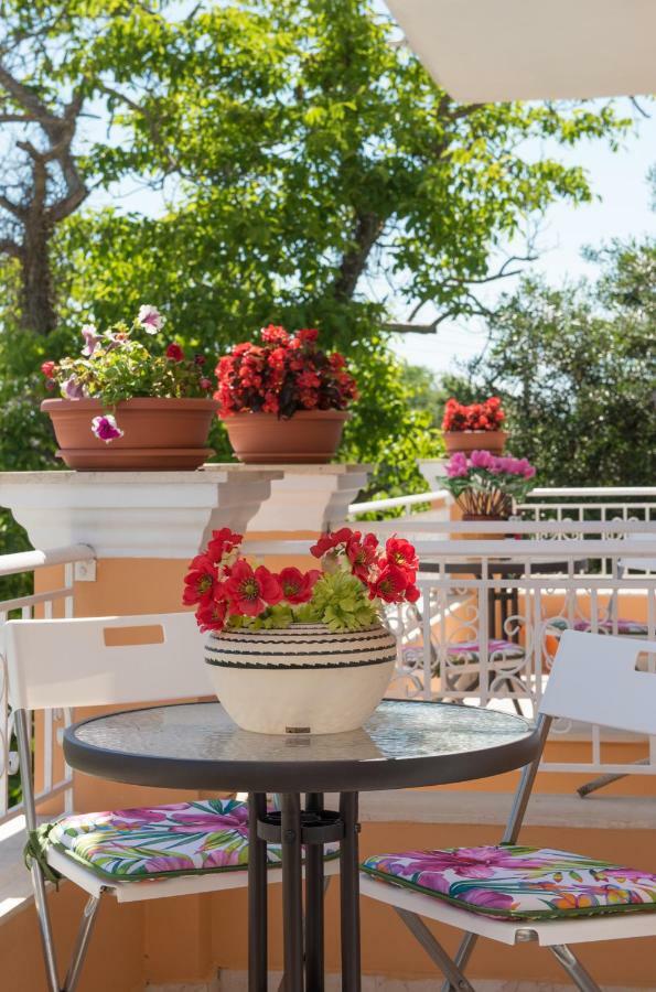 House Of Velenia - 2 Bedroom Apartment Near Old Town, Airport And Bus Station Corfu  Eksteriør bilde